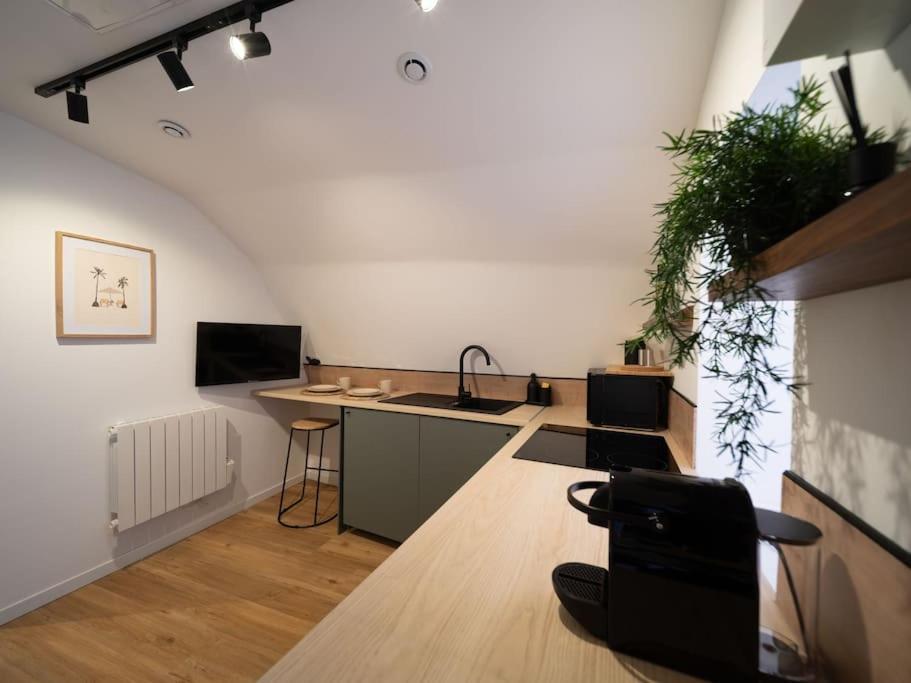 Le Cocon - Petit Studio 2 Couchages - Centre Historique Aubagne Dış mekan fotoğraf